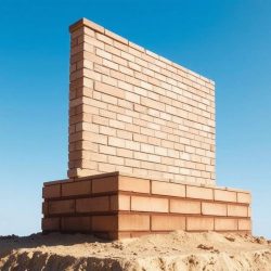 Ленточный фундамент: почему это простой и надёжный выбор для большинства загородных домов